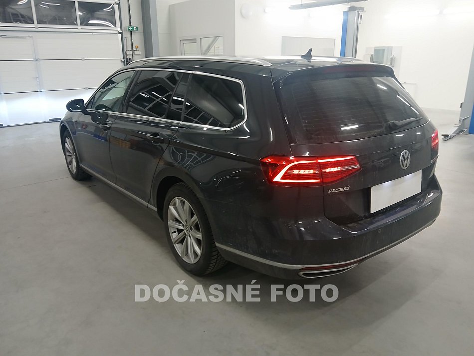 Volkswagen Passat 2.0BiTDi 