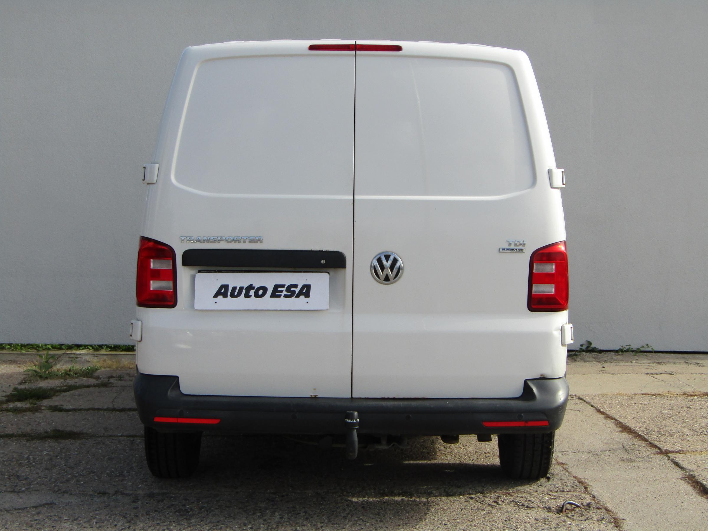 Volkswagen Transporter, 2015 - pohled č. 5