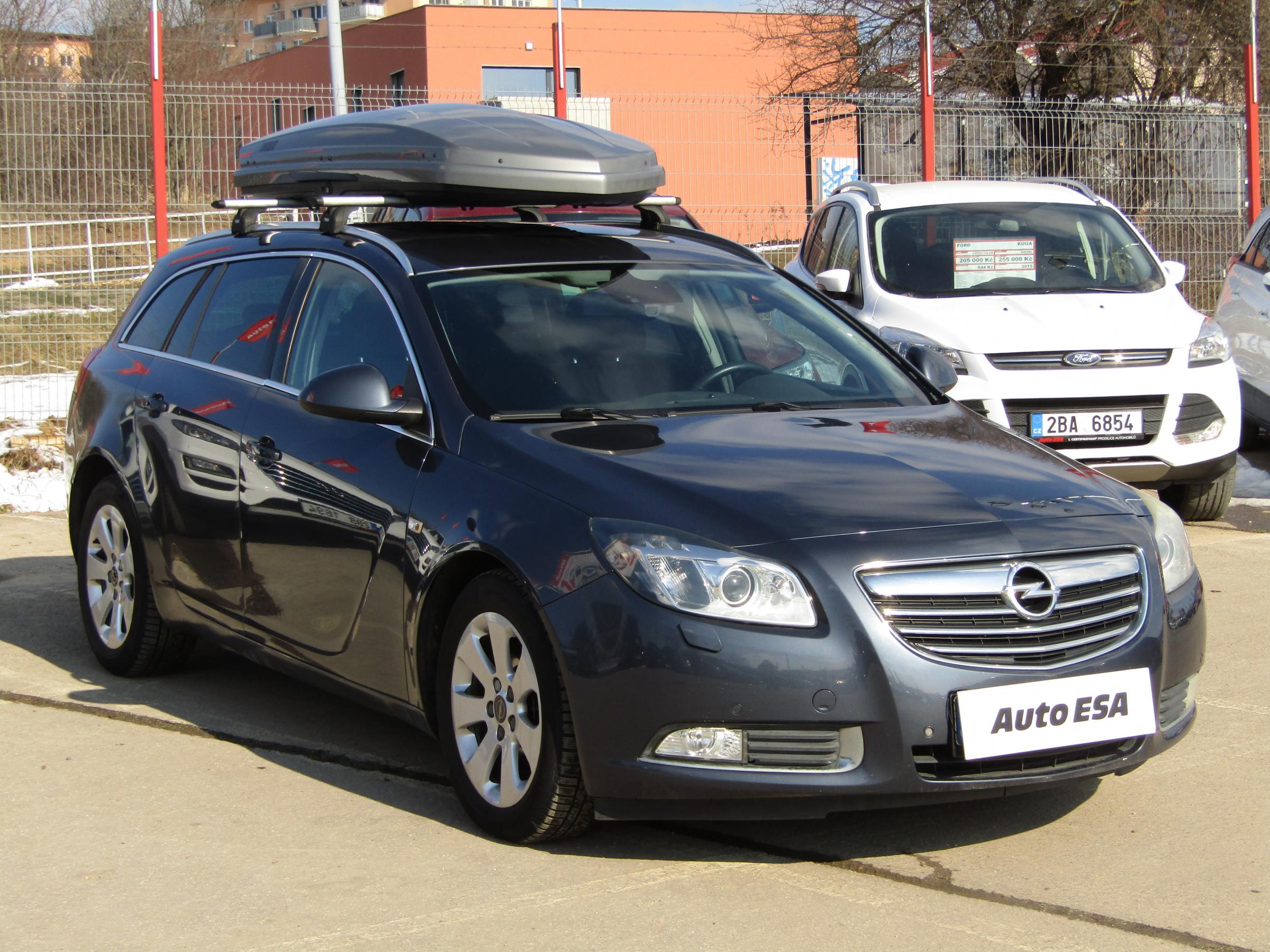 Opel Insignia, 2009