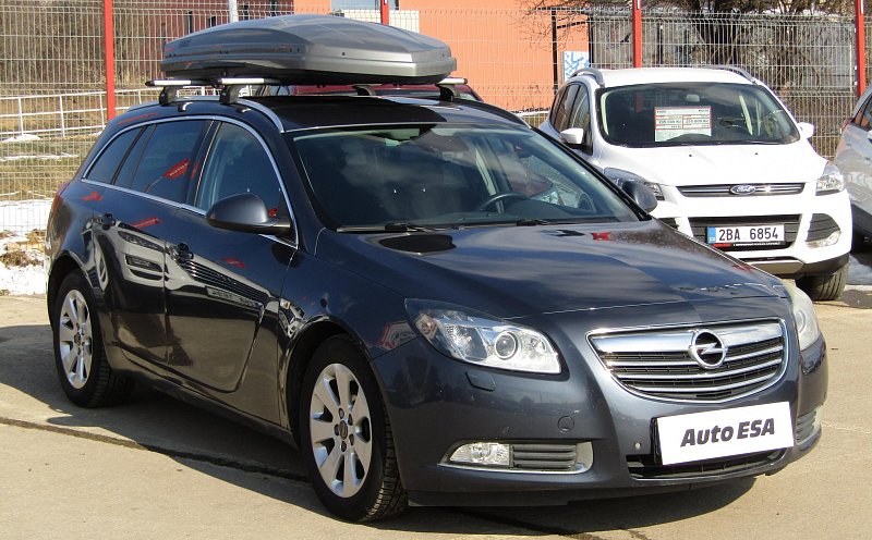 Opel Insignia 2.0CDTi 