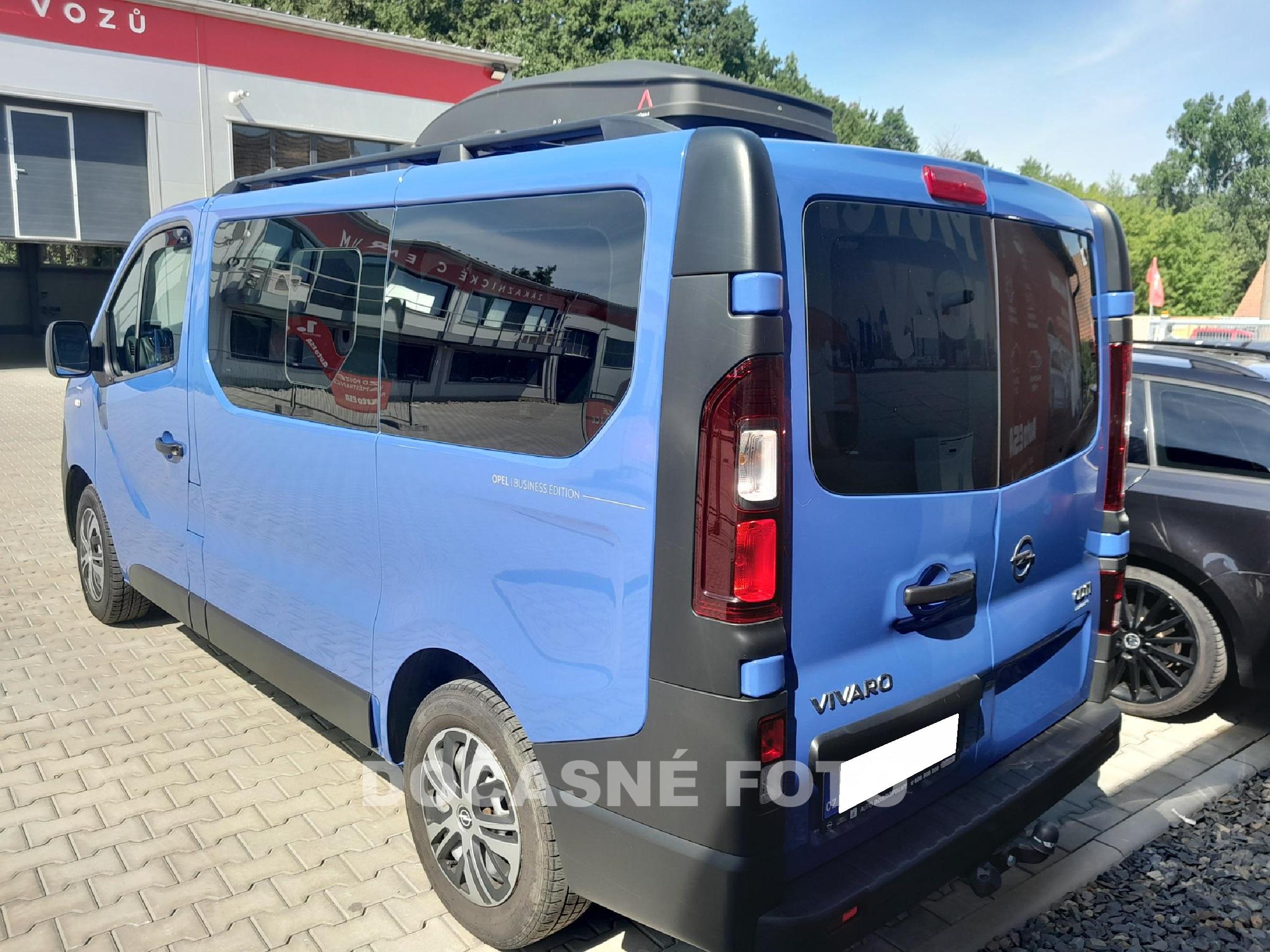 Opel Vivaro, 2015 - pohled č. 4