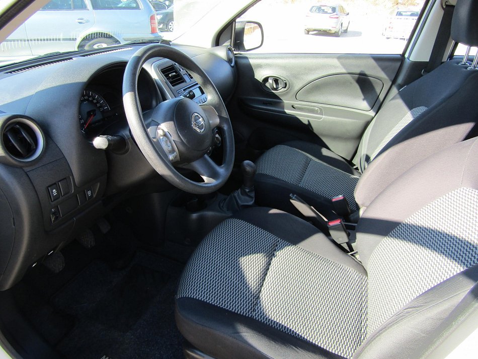 Nissan Micra 1.2i 