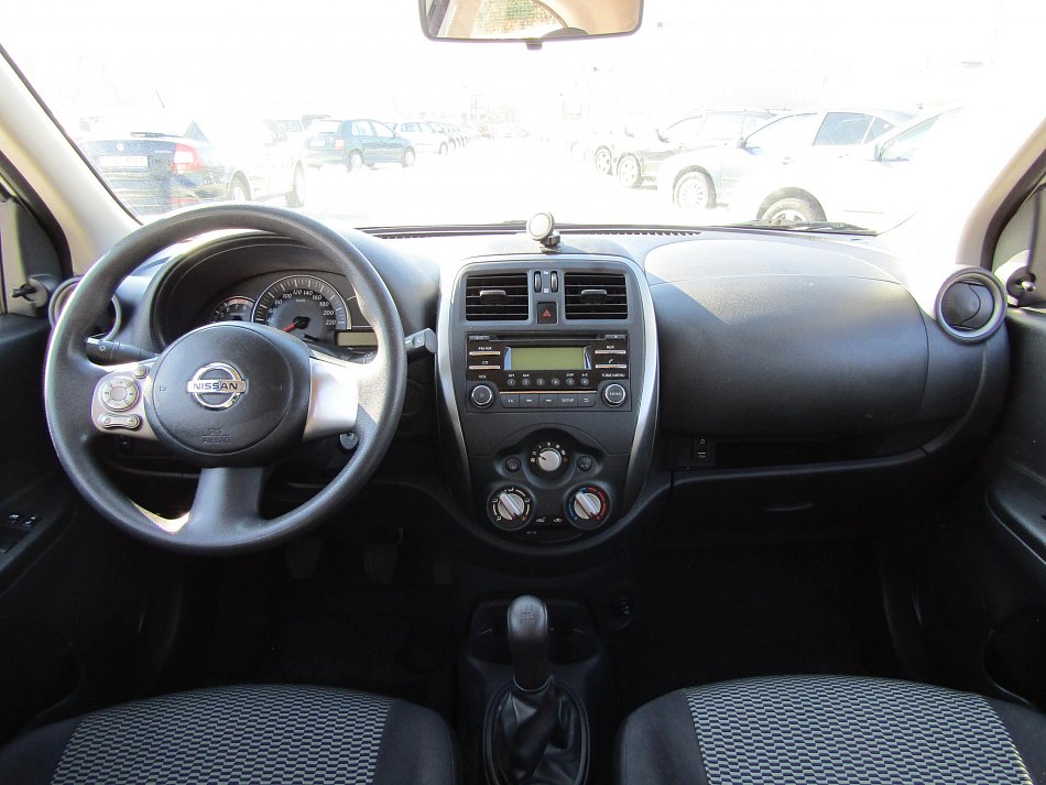 Nissan Micra 1.2i 