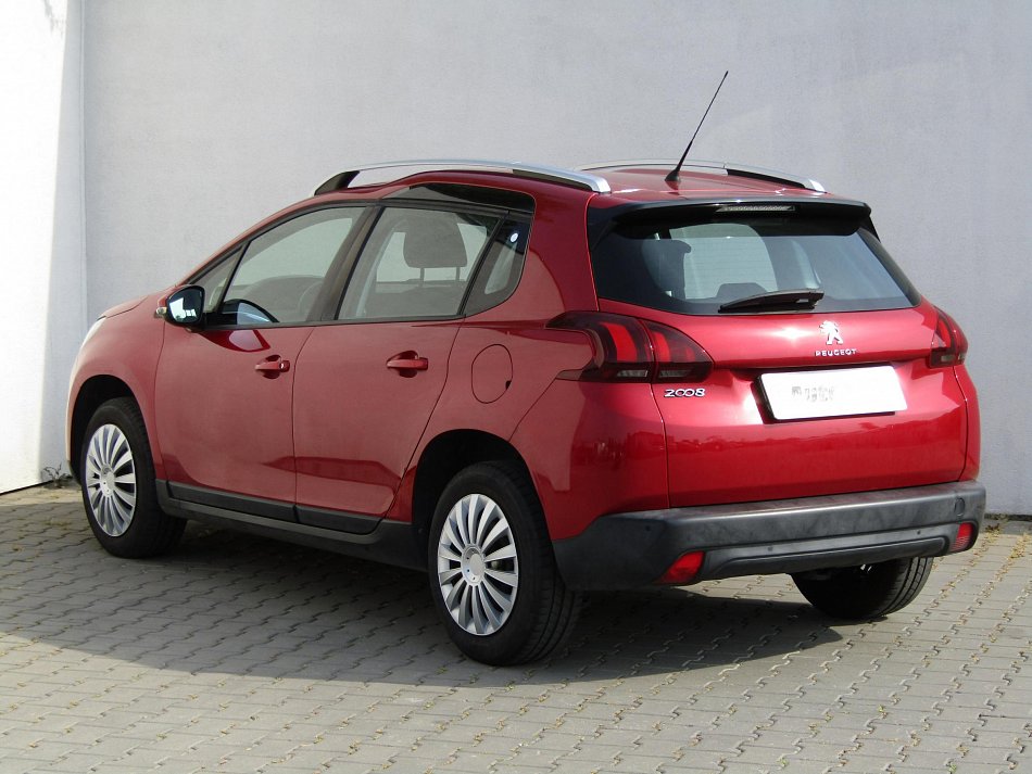 Peugeot 2008 1.2PT 