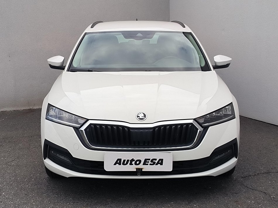 Škoda Octavia IV 1.5TSI Ambition Plus