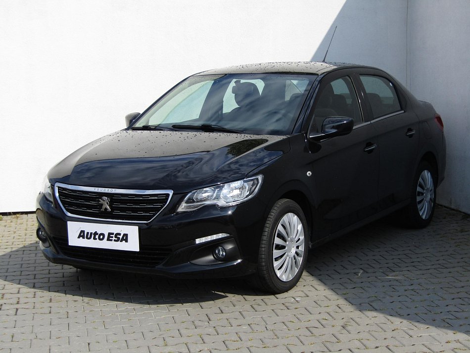 Peugeot 301 1.2 i Allure