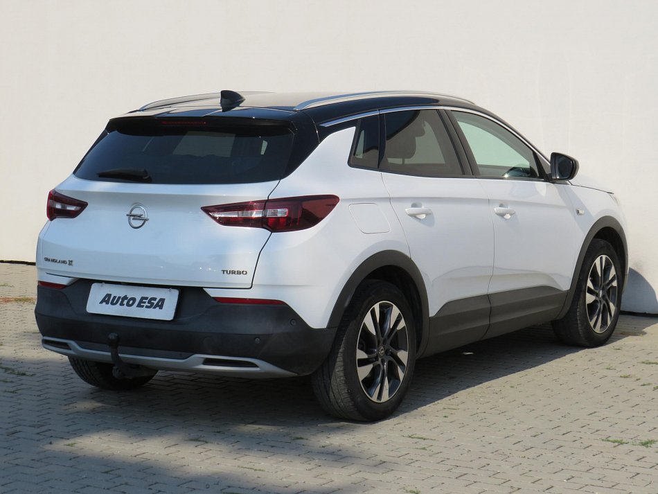 Opel Grandland X 1.2T 