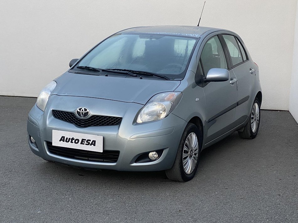 Toyota Yaris 1.3 VVT-i 