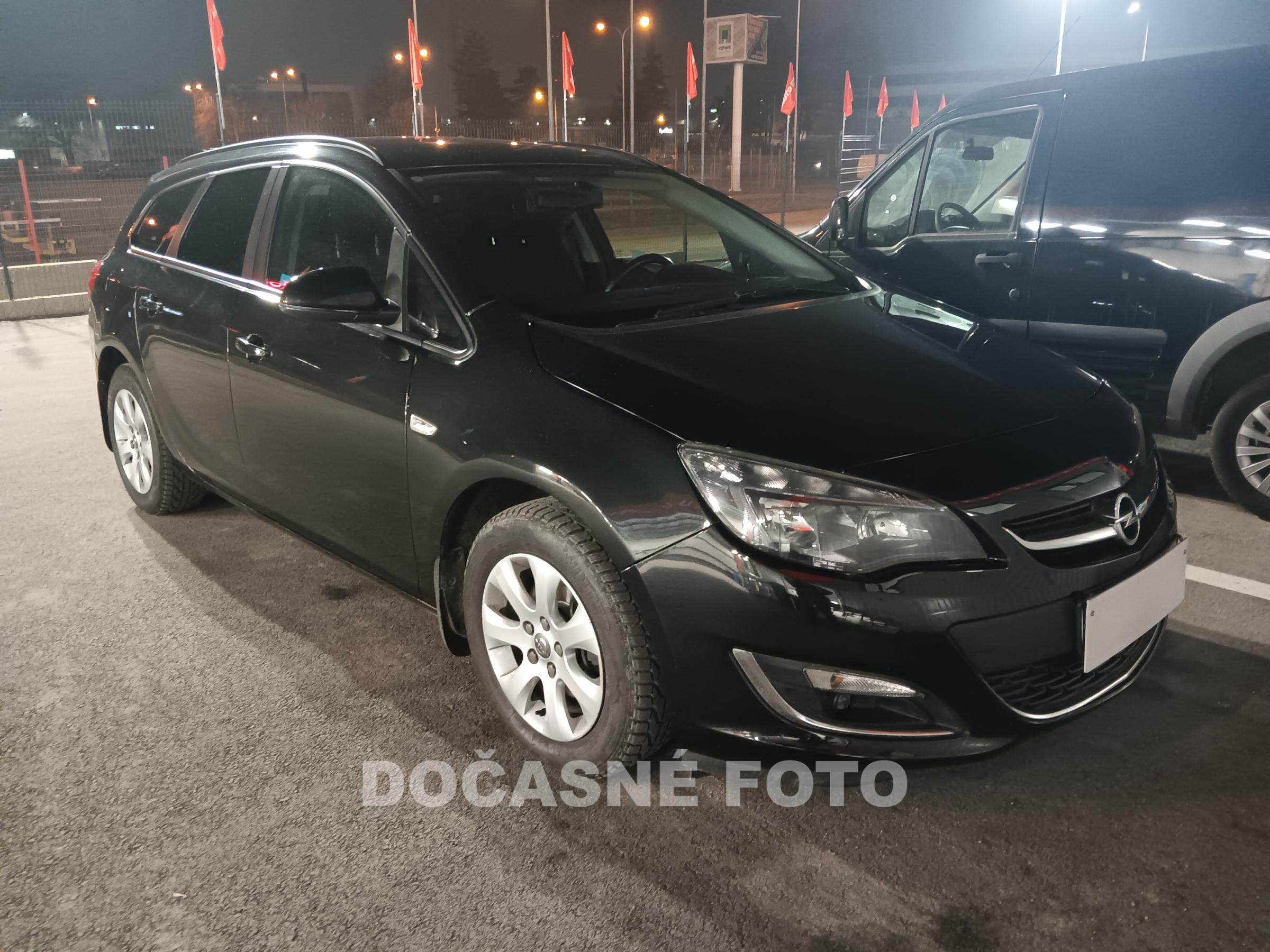 Opel Astra, 2013