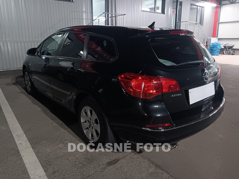 Opel Astra 2.0CDTi 