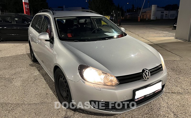 Volkswagen Golf 1.6 TDi 