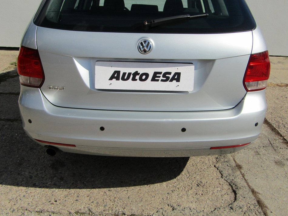 Volkswagen Golf 1.6 TDi 