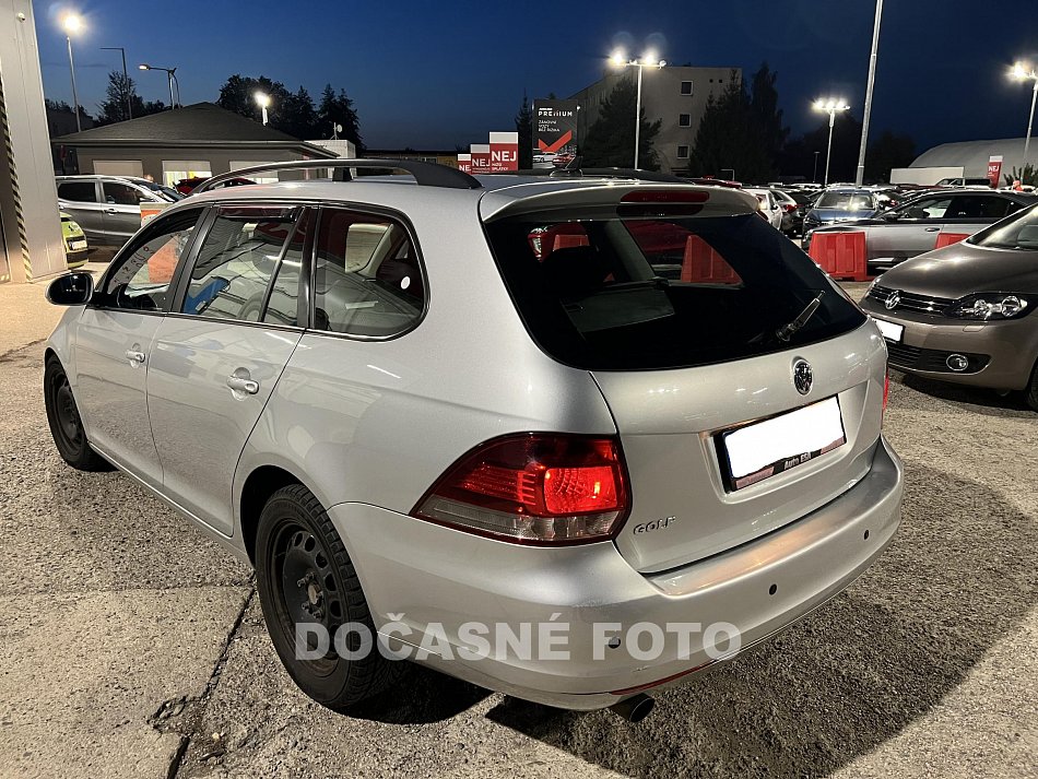 Volkswagen Golf 1.6 TDi 