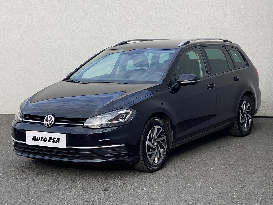 Volkswagen Golf 1.5 TSi Sound