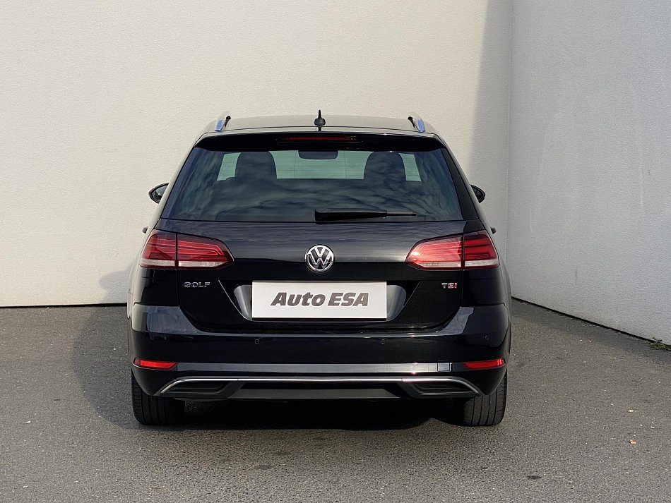 Volkswagen Golf 1.5 TSi Sound