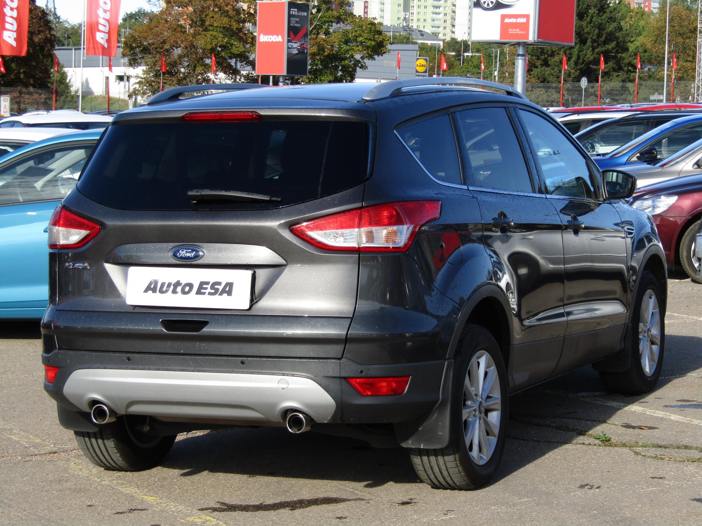 Ford Kuga, 2015 - pohled č. 4