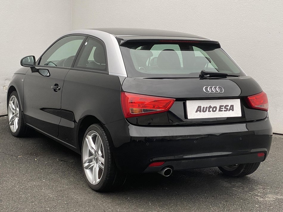 Audi A1 1.6 TDi S-line