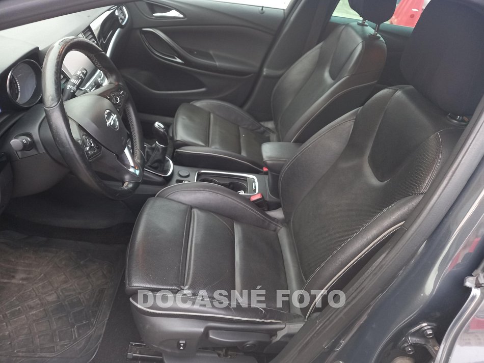 Opel Astra 1.6CDTi  Sports Tourer+