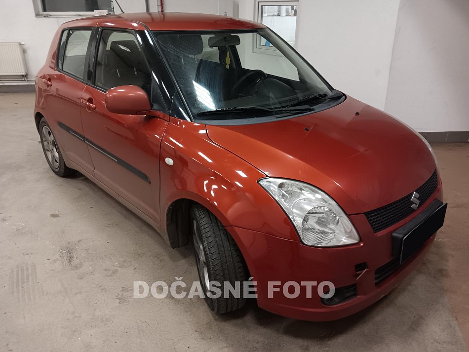 Suzuki Swift 1.3i 