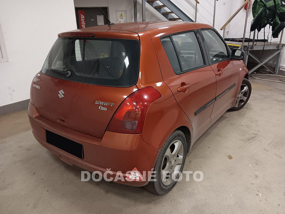 Suzuki Swift 1.3i 