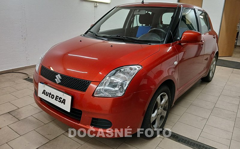 Suzuki Swift 1.3 i 