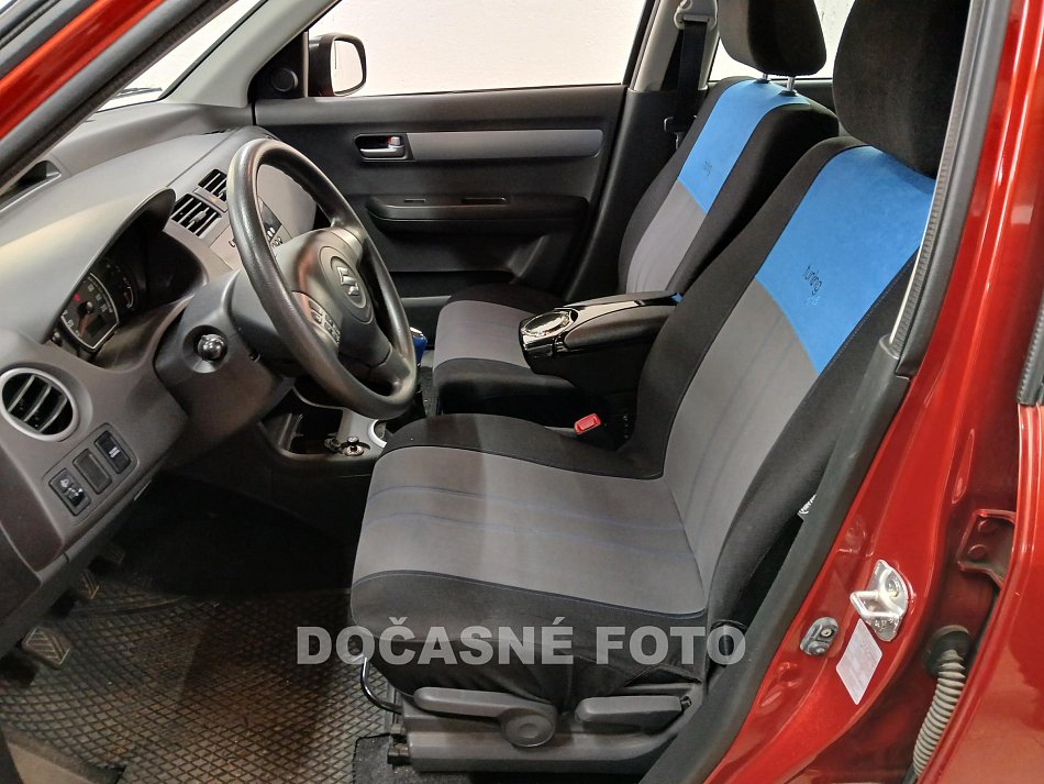 Suzuki Swift 1.3 i 