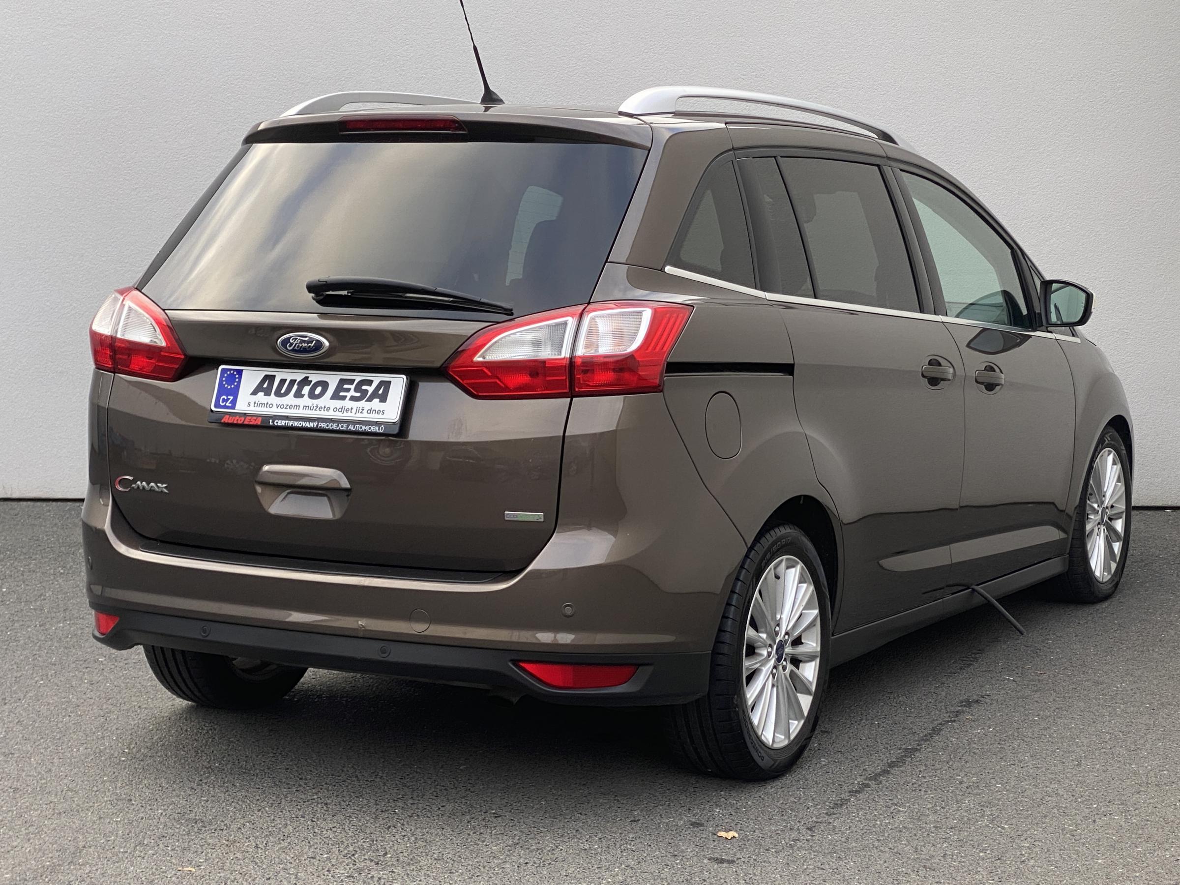 Ford Grand C-MAX, 2016 - pohled č. 4