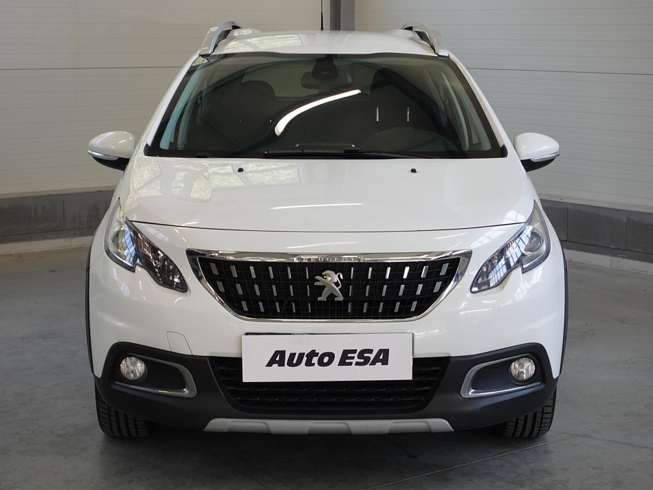 Peugeot 2008 1.2i 