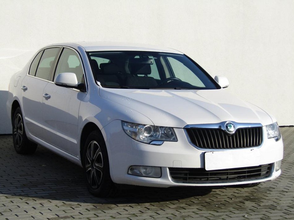 Škoda Superb II 2.0TDI Ambition