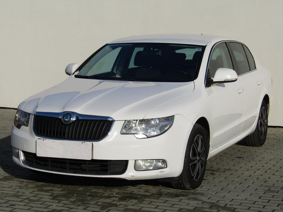 Škoda Superb II 2.0TDi Ambition