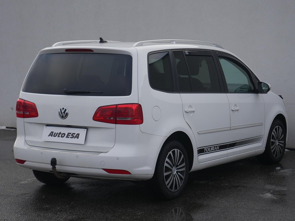 Volkswagen Touran 2.0 TDi 