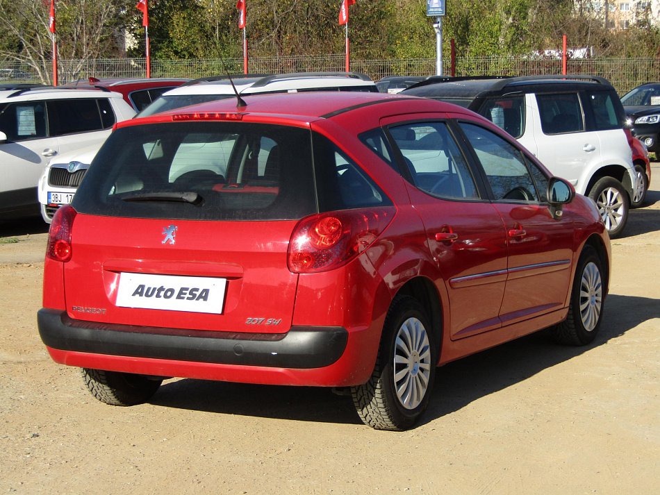 Peugeot 207 1.4i 