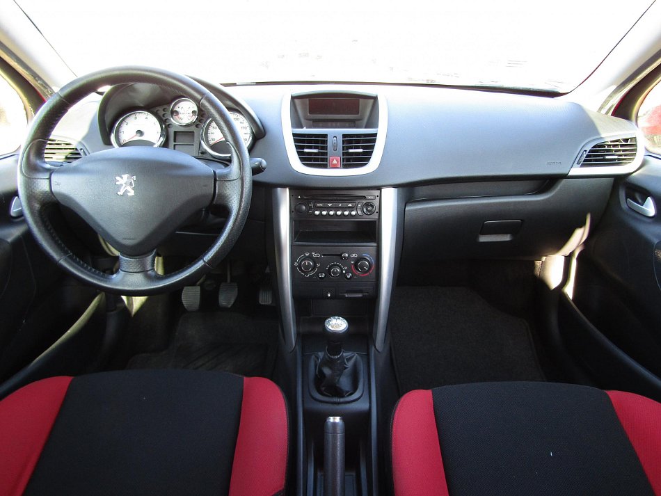 Peugeot 207 1.4i 