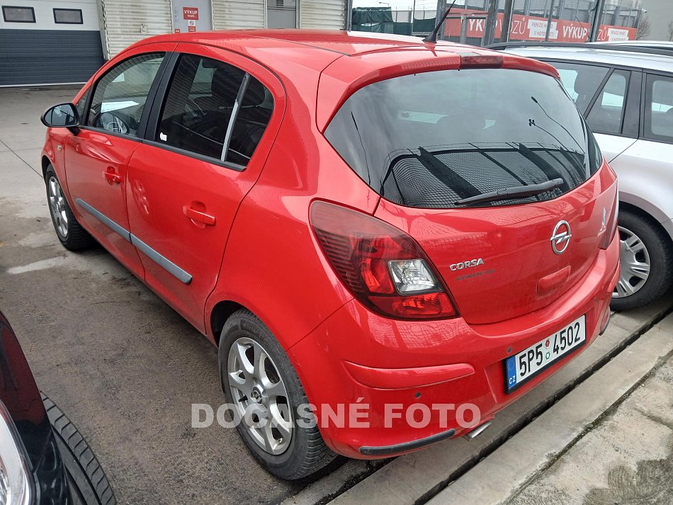 Opel Corsa 1.2i 