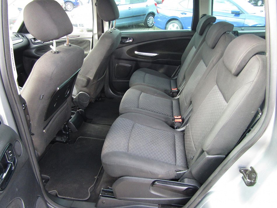 Ford Galaxy 2.0TDCi Ghia