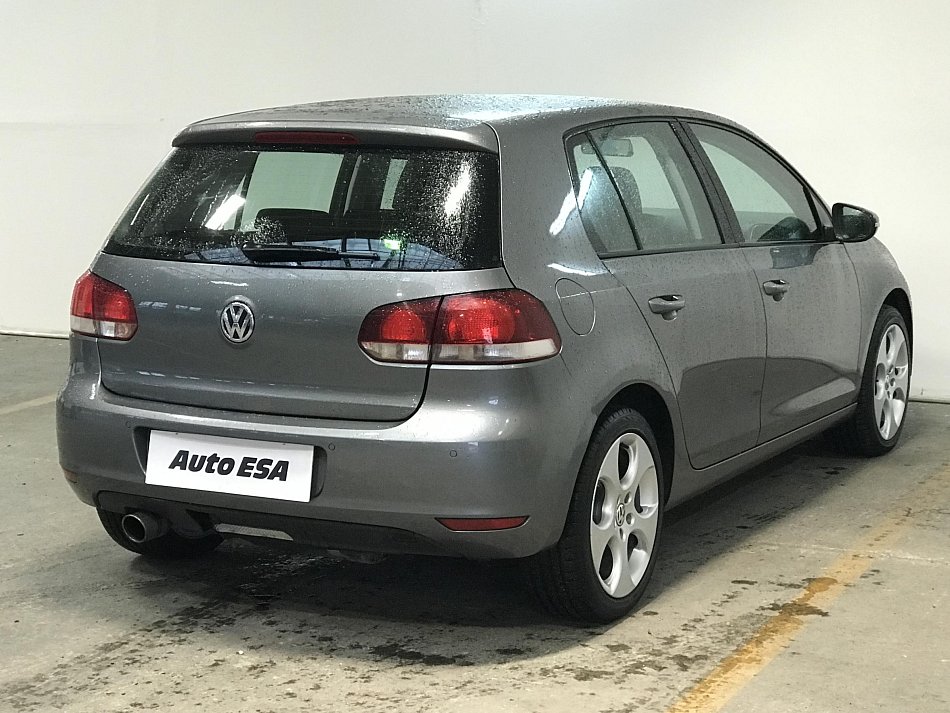 Volkswagen Golf 1.4TSI 