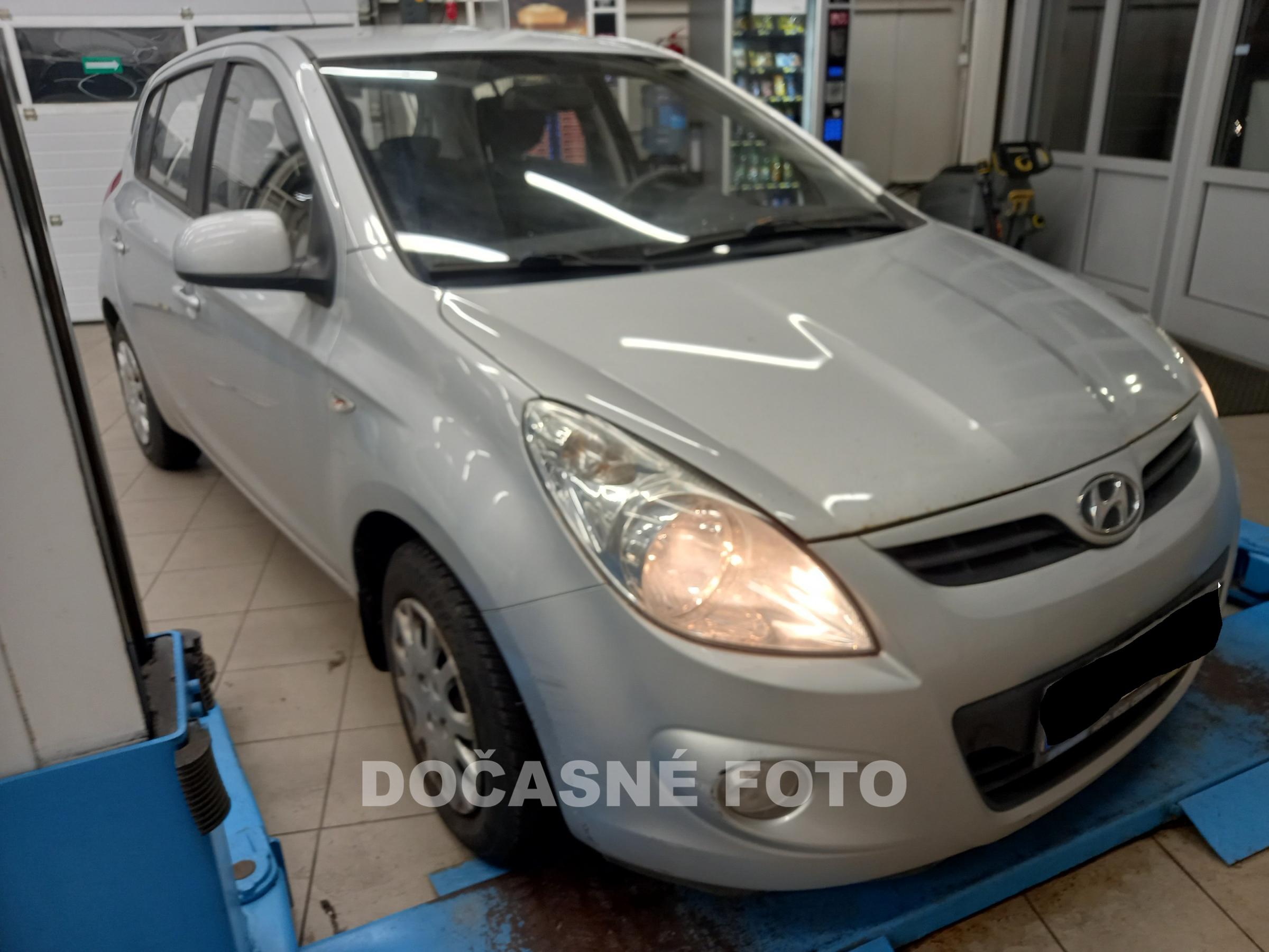 Hyundai i20, 2012