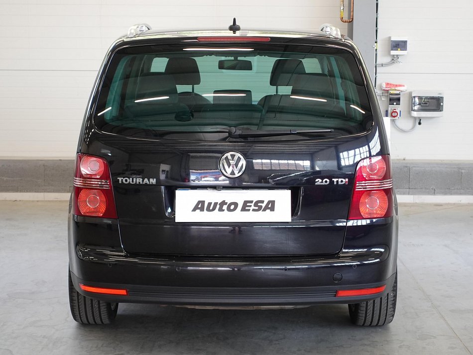 Volkswagen Touran 2.0TDi 