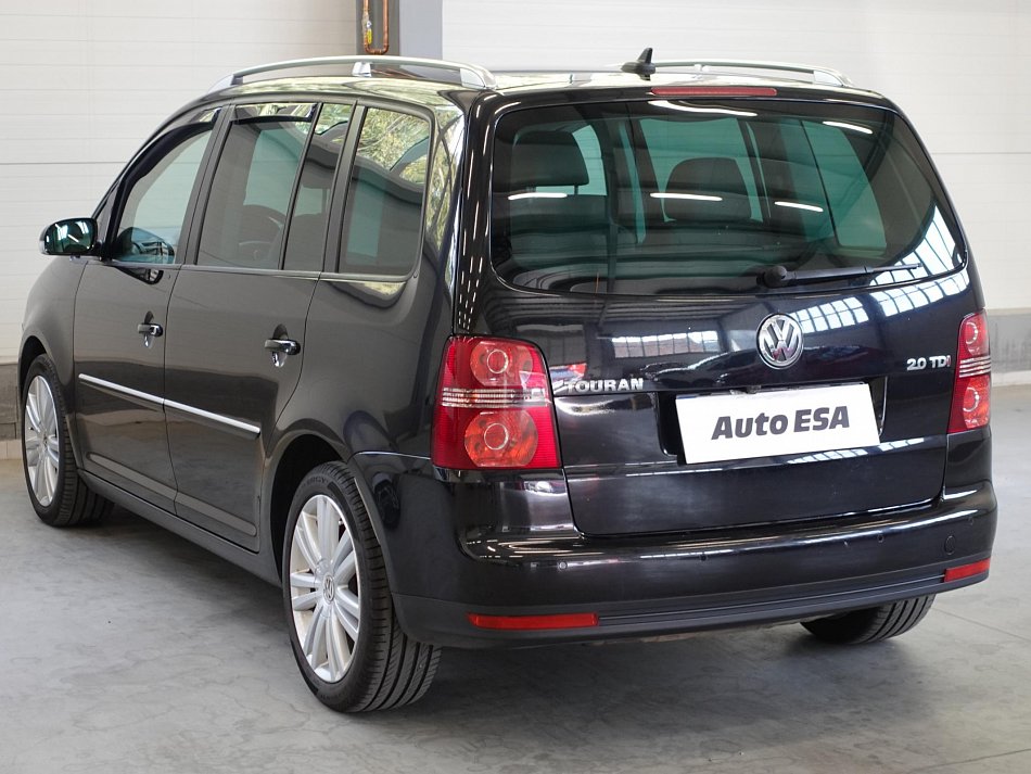 Volkswagen Touran 2.0TDi 