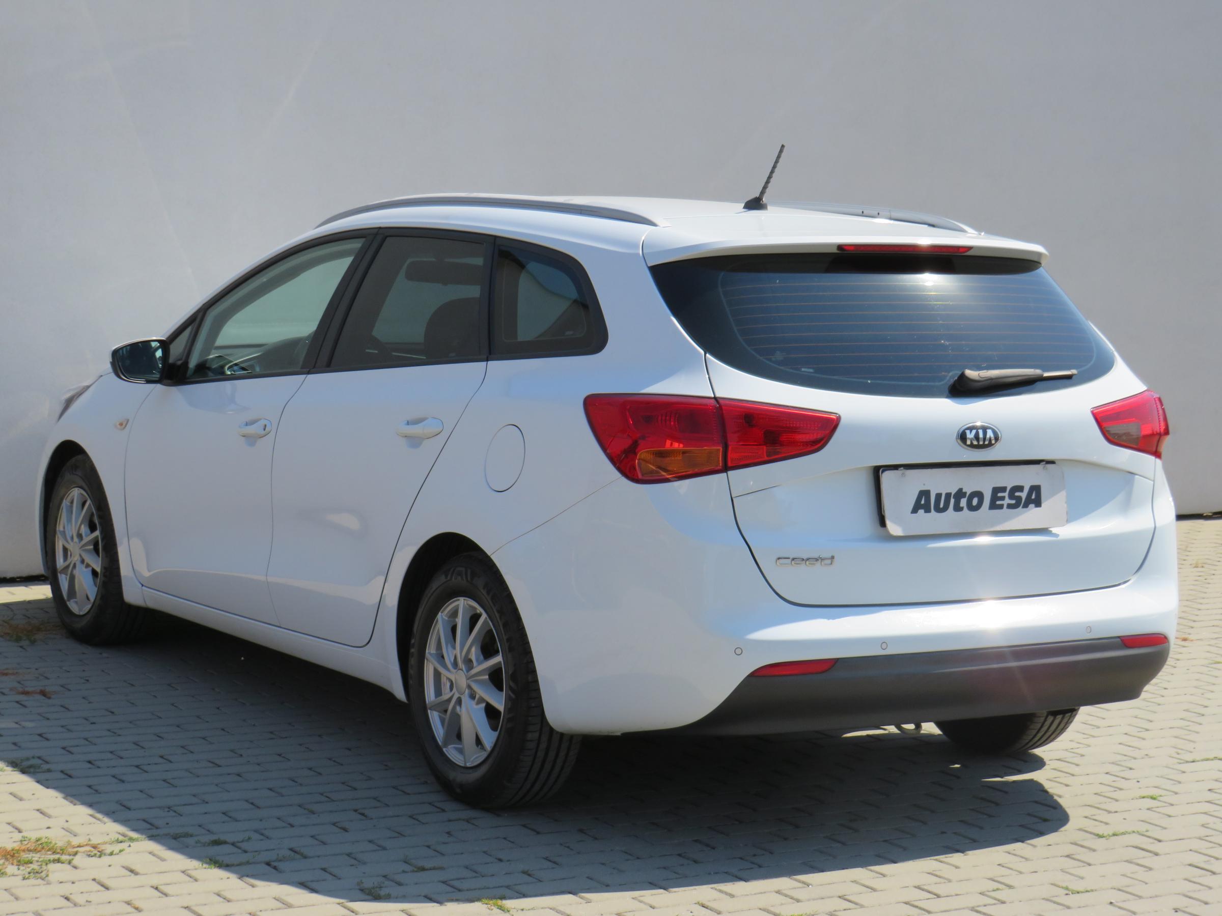 Kia Cee´d, 2018 - pohled č. 6