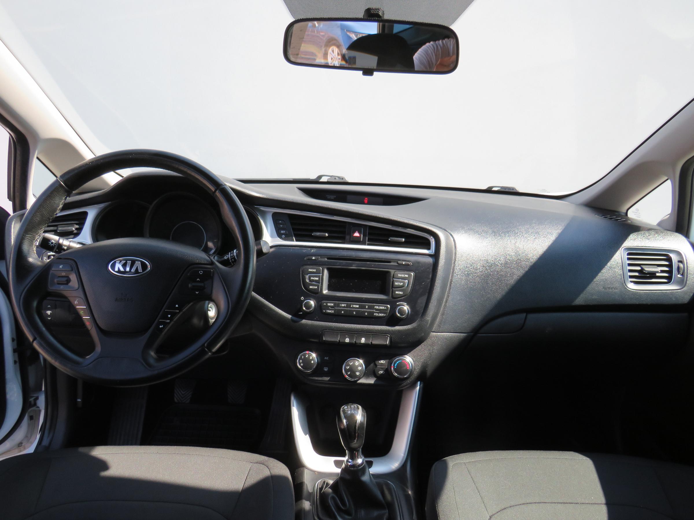 Kia Cee´d, 2018 - pohled č. 9