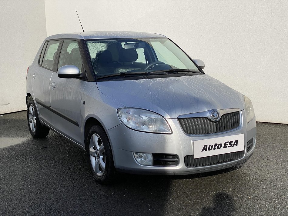 Škoda Fabia II 1.6 16V Ambiente