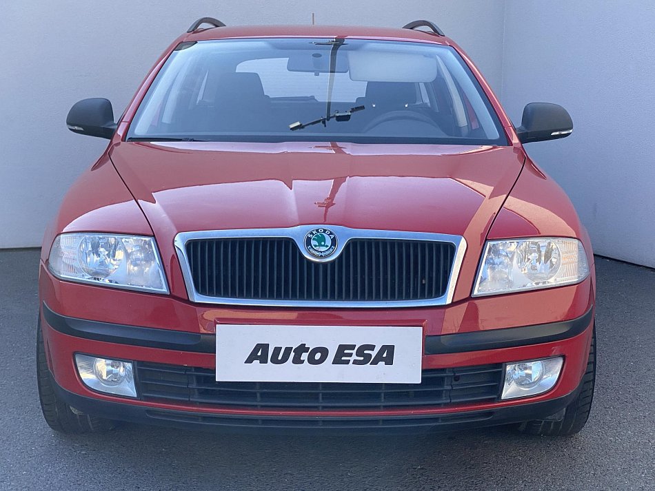 Škoda Octavia II 1.6 MPI Tour