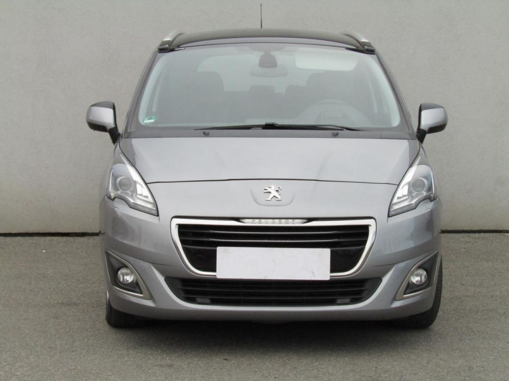 Peugeot 5008, 2015 - pohled č. 2