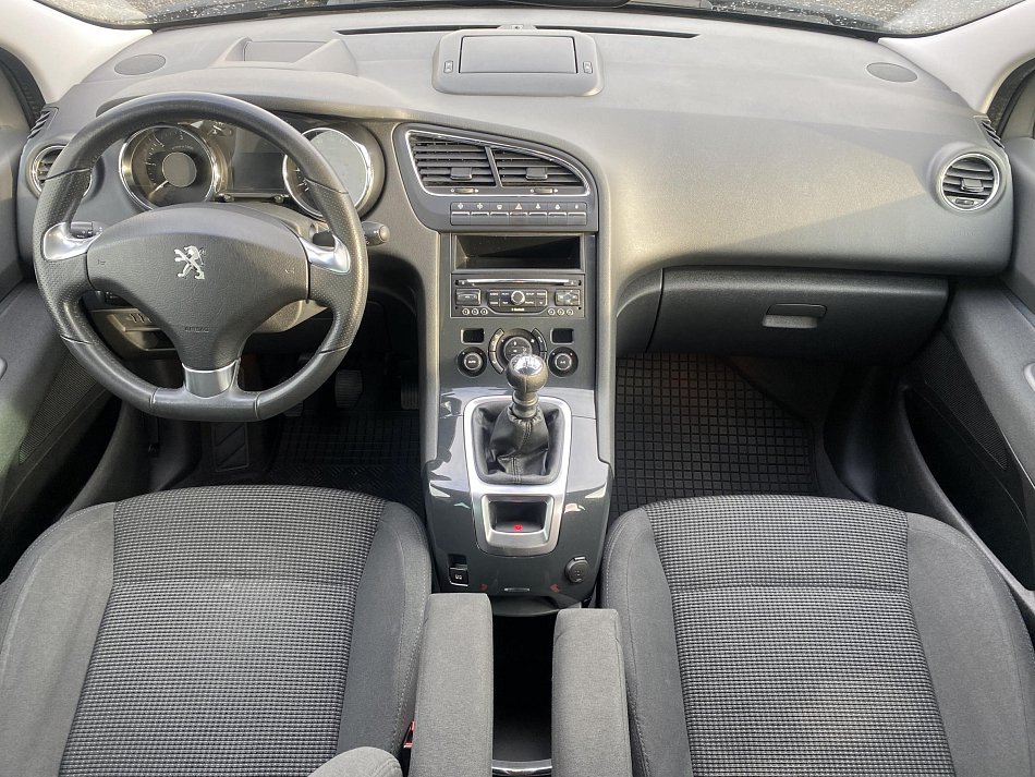 Peugeot 5008 1.6HDi 