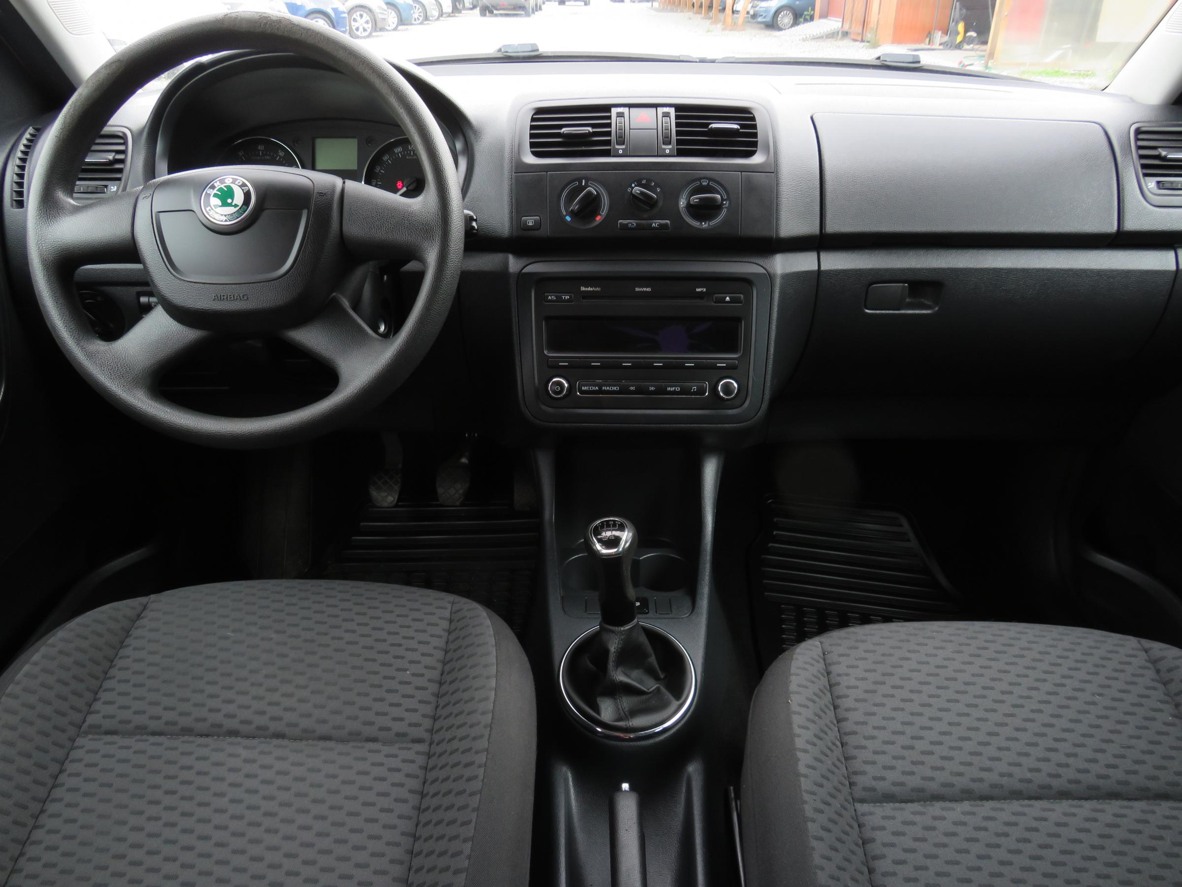 Škoda Roomster, 2012 - pohled č. 9