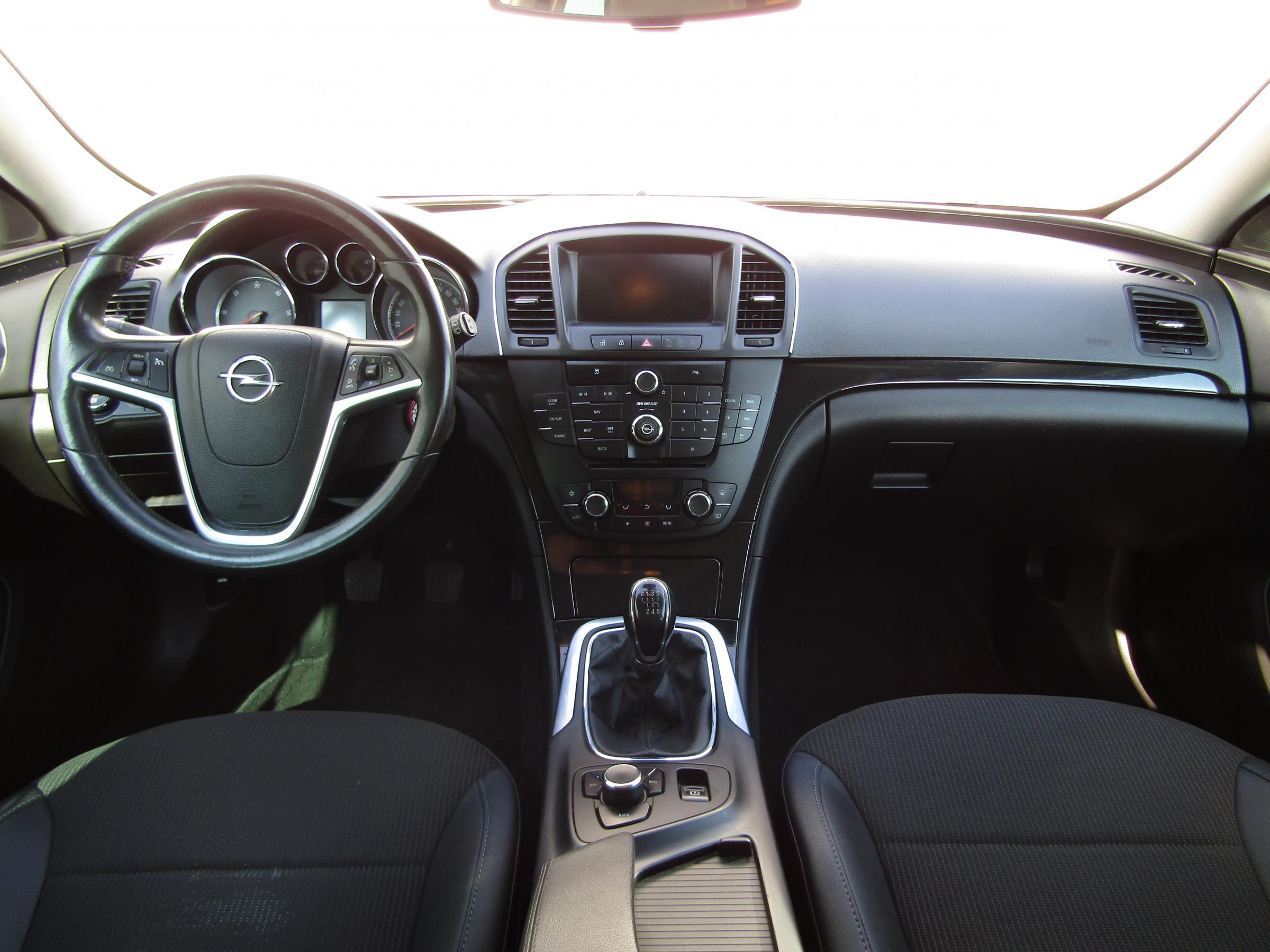 Opel Insignia, 2010 - pohled č. 9