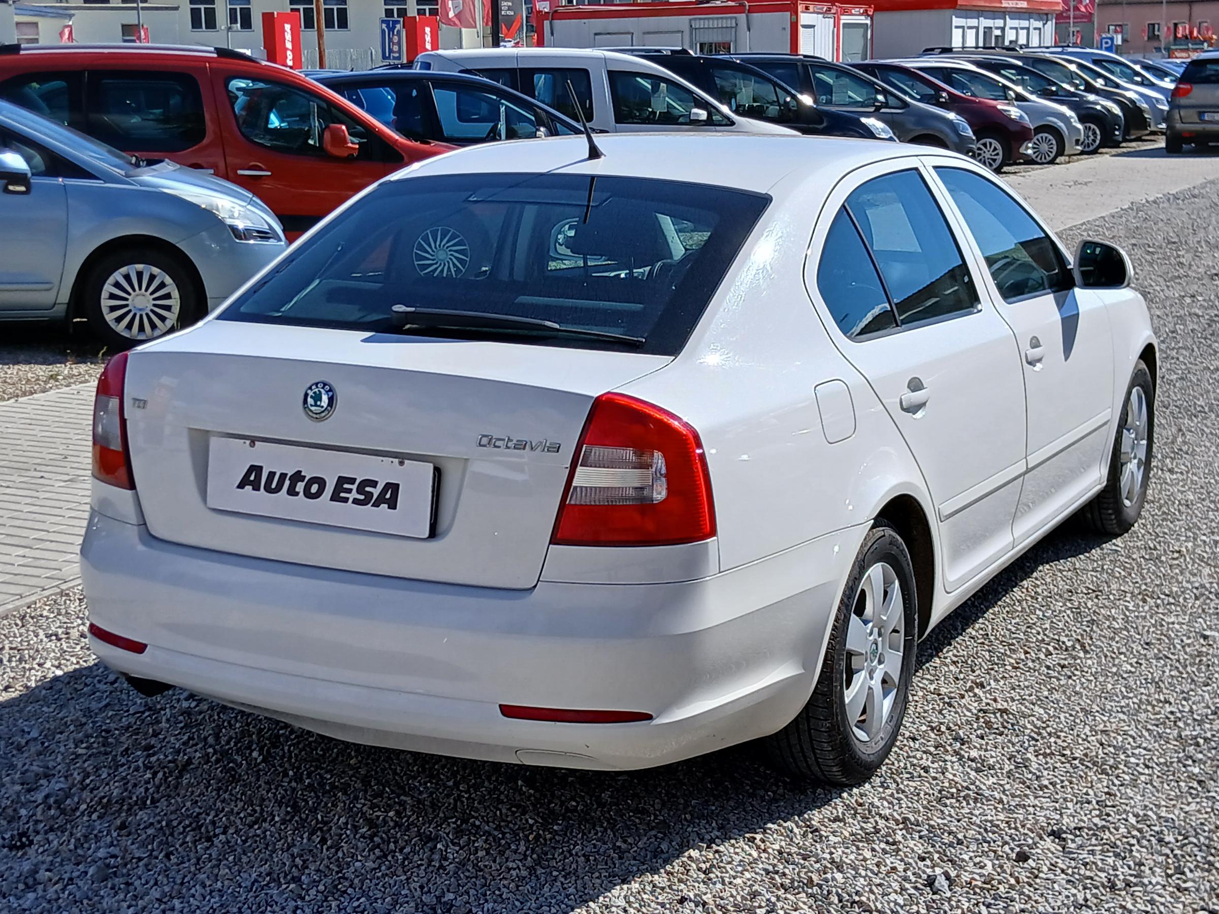 Škoda Octavia II, 2011 - pohled č. 4