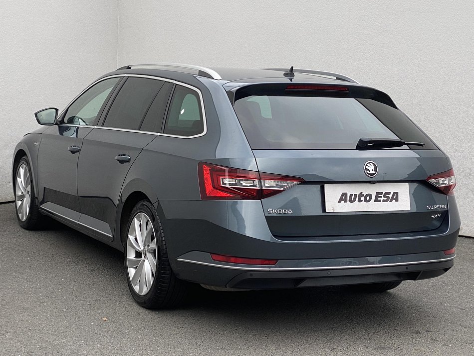 Škoda Superb 2.0 TDI  4x4