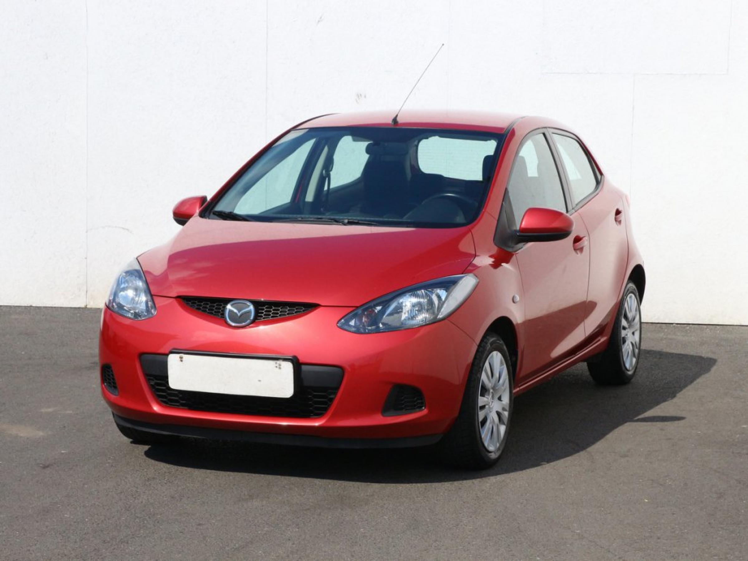 Mazda 2, 2008 - pohled č. 3